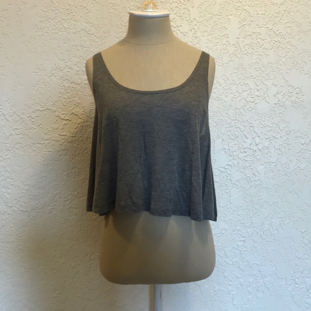 Garage flowy crop top